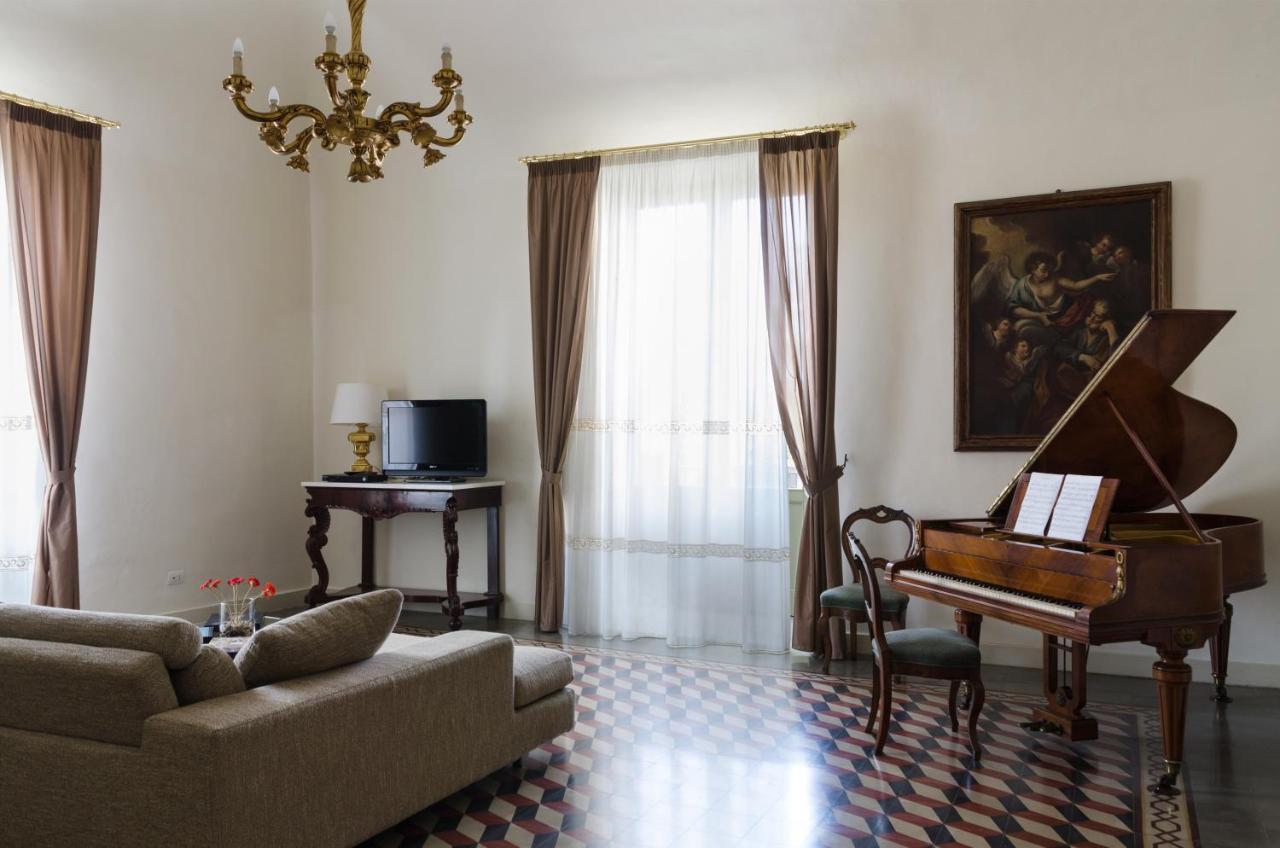 Don Giovanni Charme Apartment Катанія Екстер'єр фото