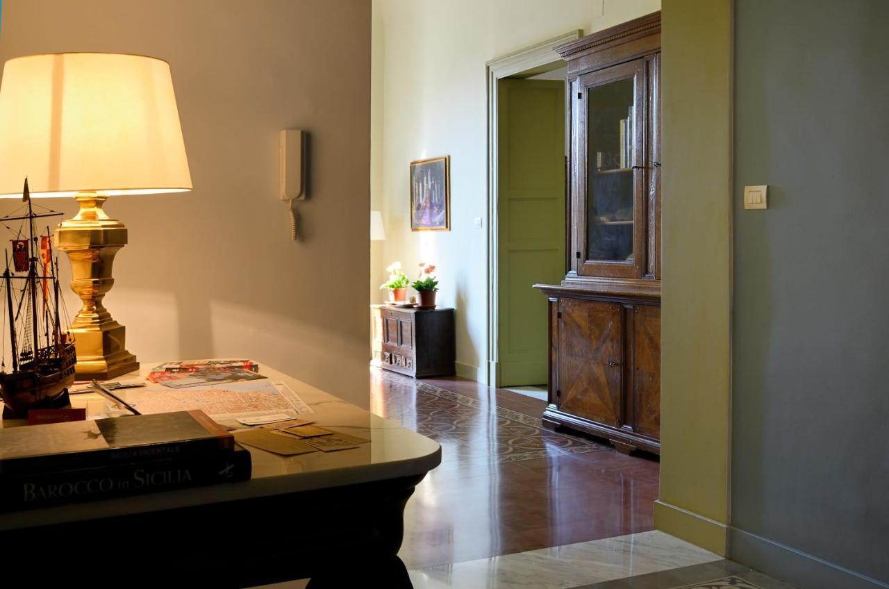 Don Giovanni Charme Apartment Катанія Екстер'єр фото