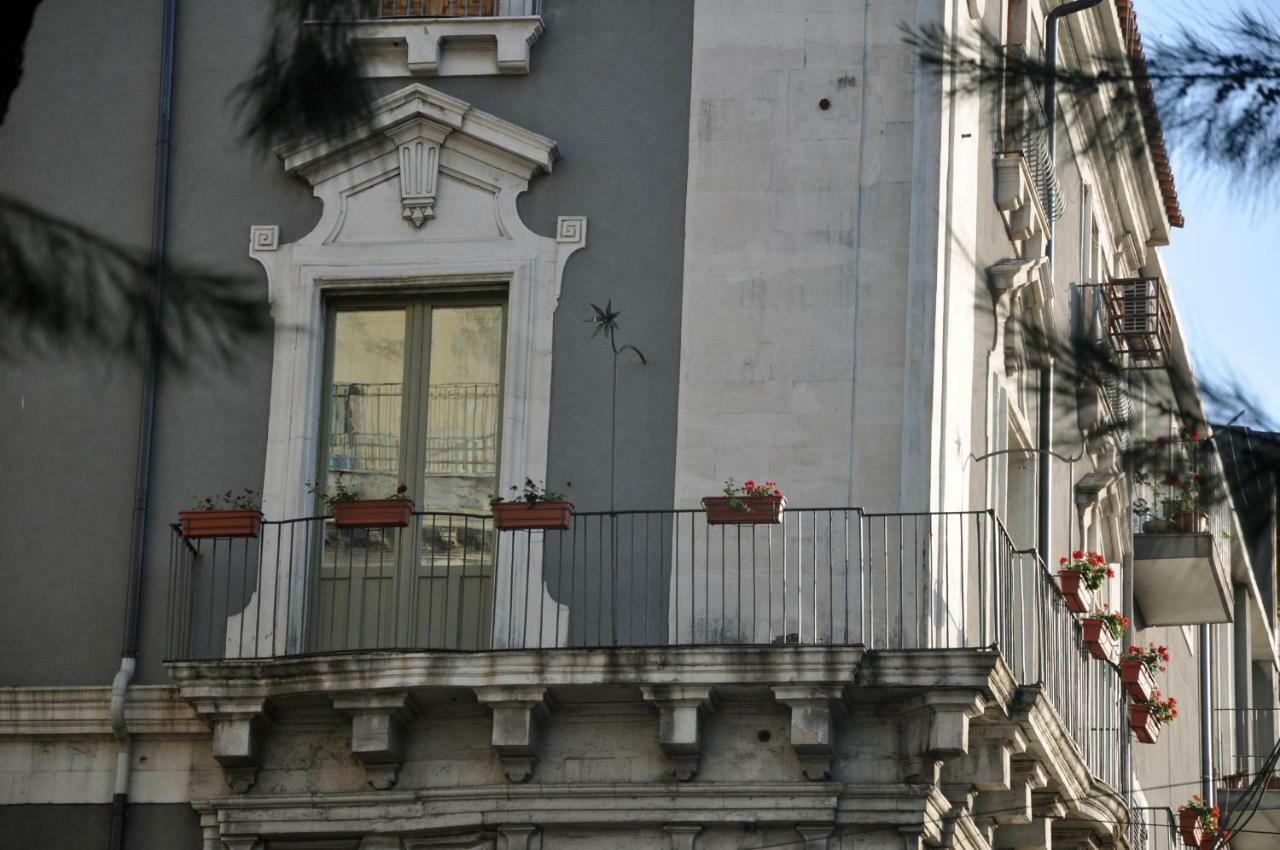 Don Giovanni Charme Apartment Катанія Екстер'єр фото