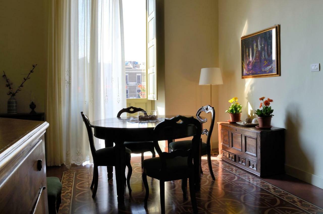 Don Giovanni Charme Apartment Катанія Екстер'єр фото