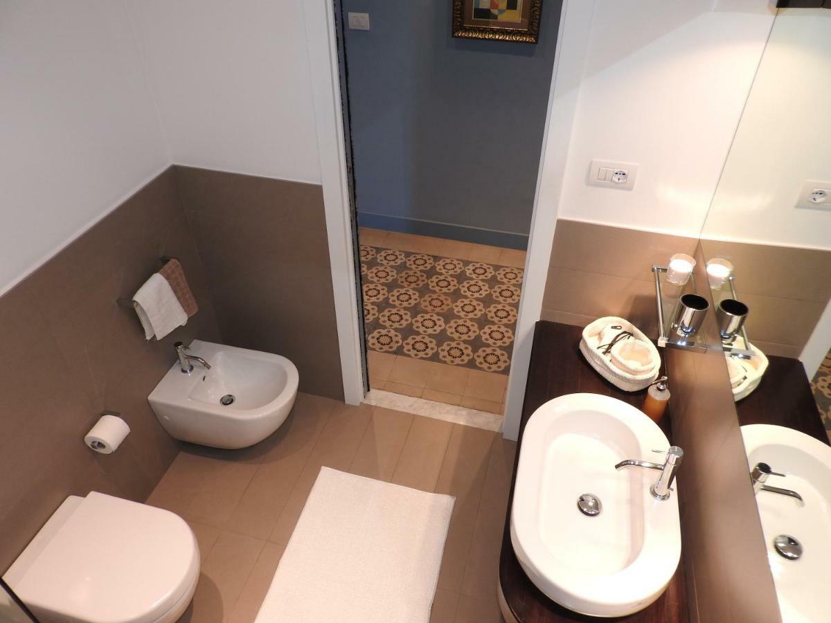 Don Giovanni Charme Apartment Катанія Екстер'єр фото